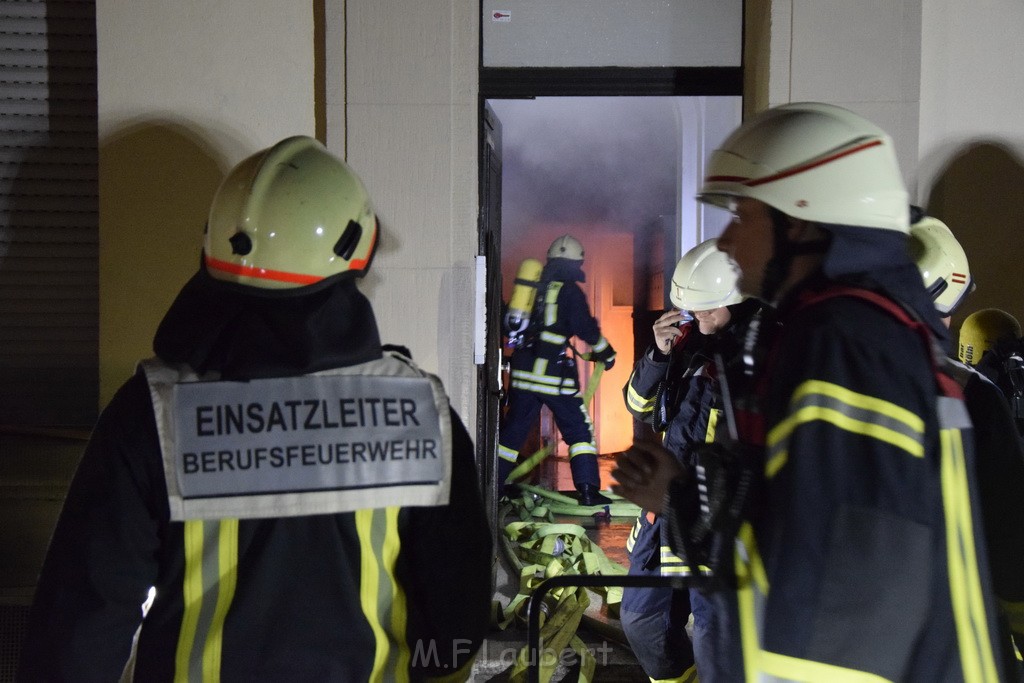 Feuer 2 Y Kellerbrand Koeln Humbold Gremberg Hachenburgerstr P230.JPG - Miklos Laubert